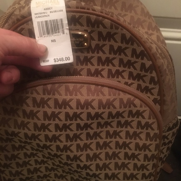 2 Michael kors designer book bags for $325 each - Picture 5 of 6
